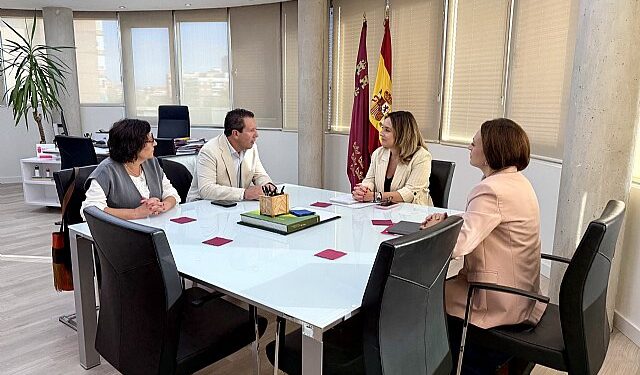 Los retrasos en la financiación regional ponen en dificultades los servicios sociales de cuatro municipios del Río Mula