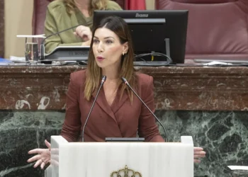 Cinco años sin tren: la Asamblea exige por unanimidad recuperar los Cercanías entre Lorca y Murcia