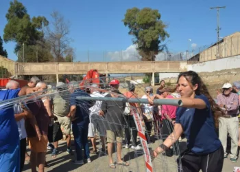 Las protestas vecinales frenan el cierre del camino entre Javalí Viejo y Javalí Nuevo