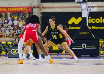 El Hozono Global Jairis lleva el baloncesto femenino de Alcantarilla a la competición europea